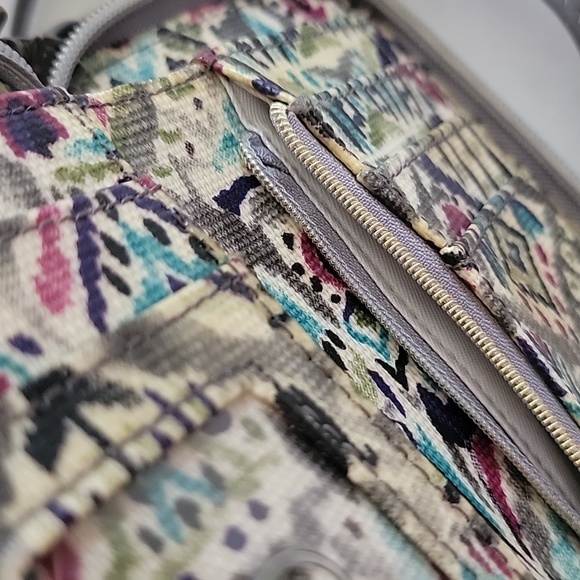 SAKROOTS Crossbody Wristlet  Smartphone Cell Phone Case Wallet - Picture 5 of 6